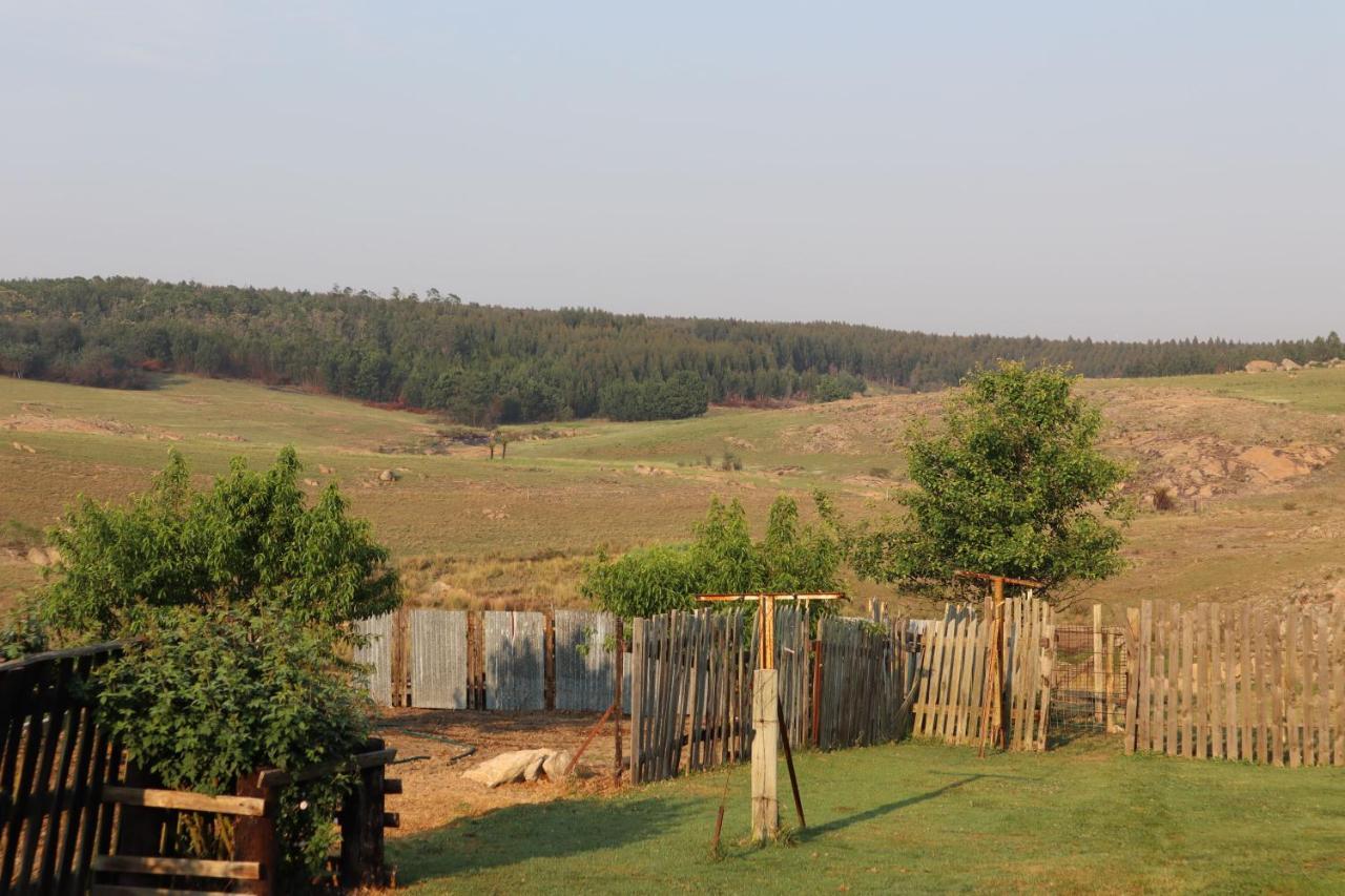 Rocks & Roses Farm Stay Lochiel Exterior photo