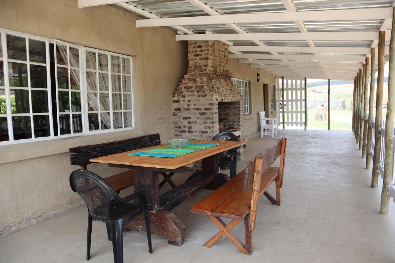Rocks & Roses Farm Stay Lochiel Exterior photo