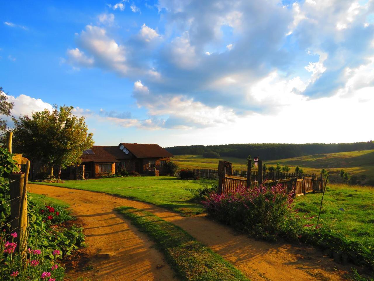 Rocks & Roses Farm Stay Lochiel Exterior photo